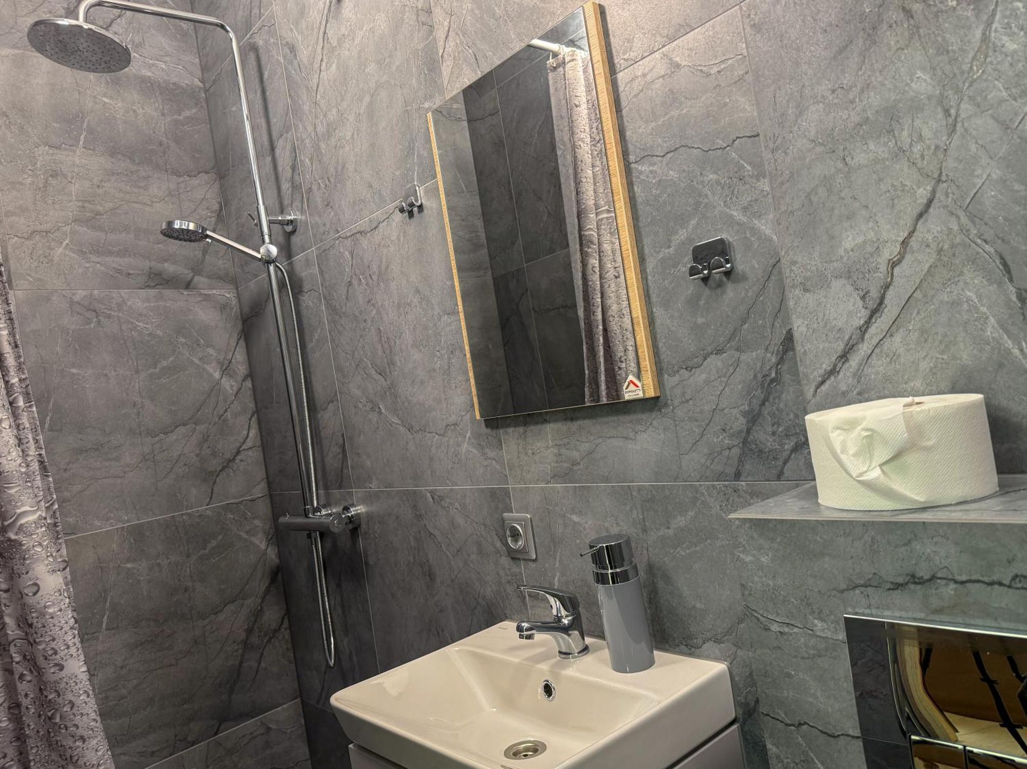 Apartment A5
